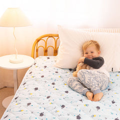 Rudie Baby leakproof fitted sheet corner view - secure fit, waterproof toddler bedding